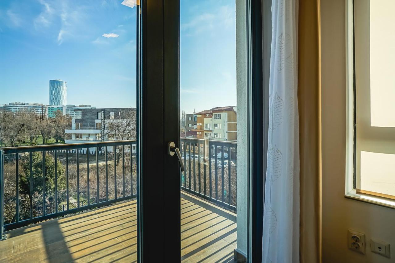 Bright Apartments Moments Away From Herastrau Park, Mall And Metro Bucureşti Eksteriør bilde