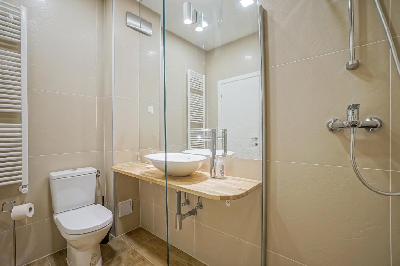 Bright Apartments Moments Away From Herastrau Park, Mall And Metro Bucureşti Eksteriør bilde