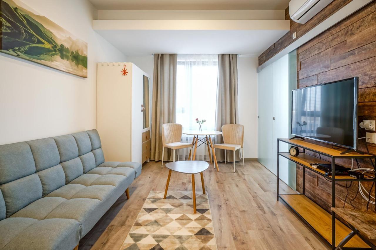 Bright Apartments Moments Away From Herastrau Park, Mall And Metro Bucureşti Eksteriør bilde